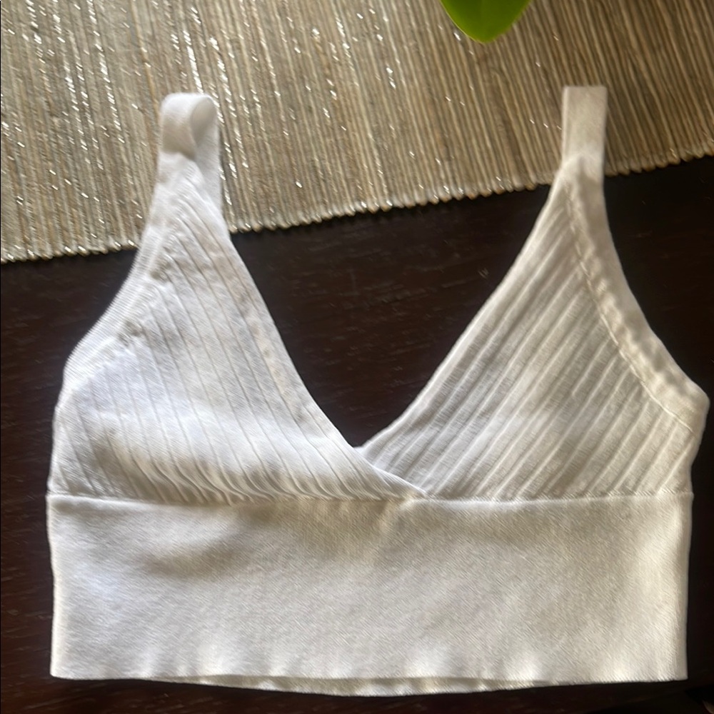 White Ribbed Crop bra Top - Picture 4 of 4